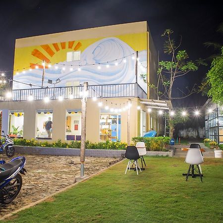 Emis Hotel Phu Quoc Exterior foto