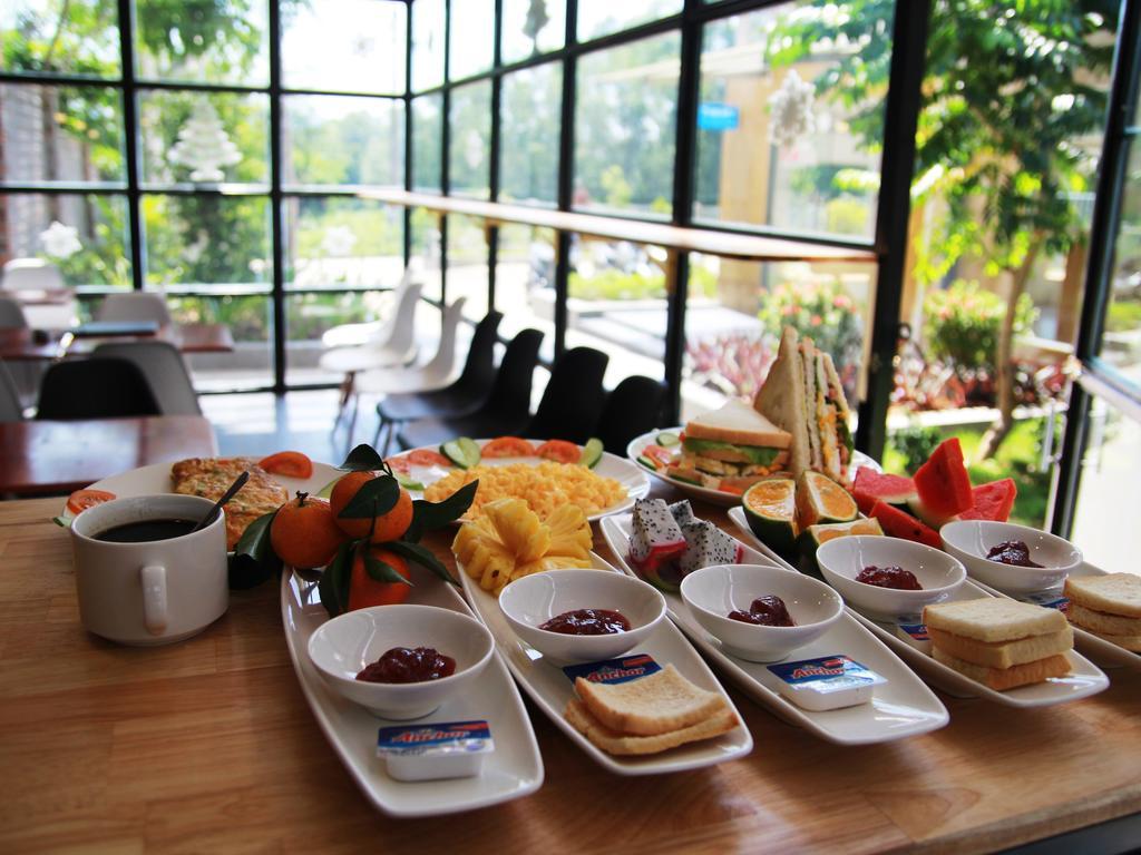 Emis Hotel Phu Quoc Exterior foto