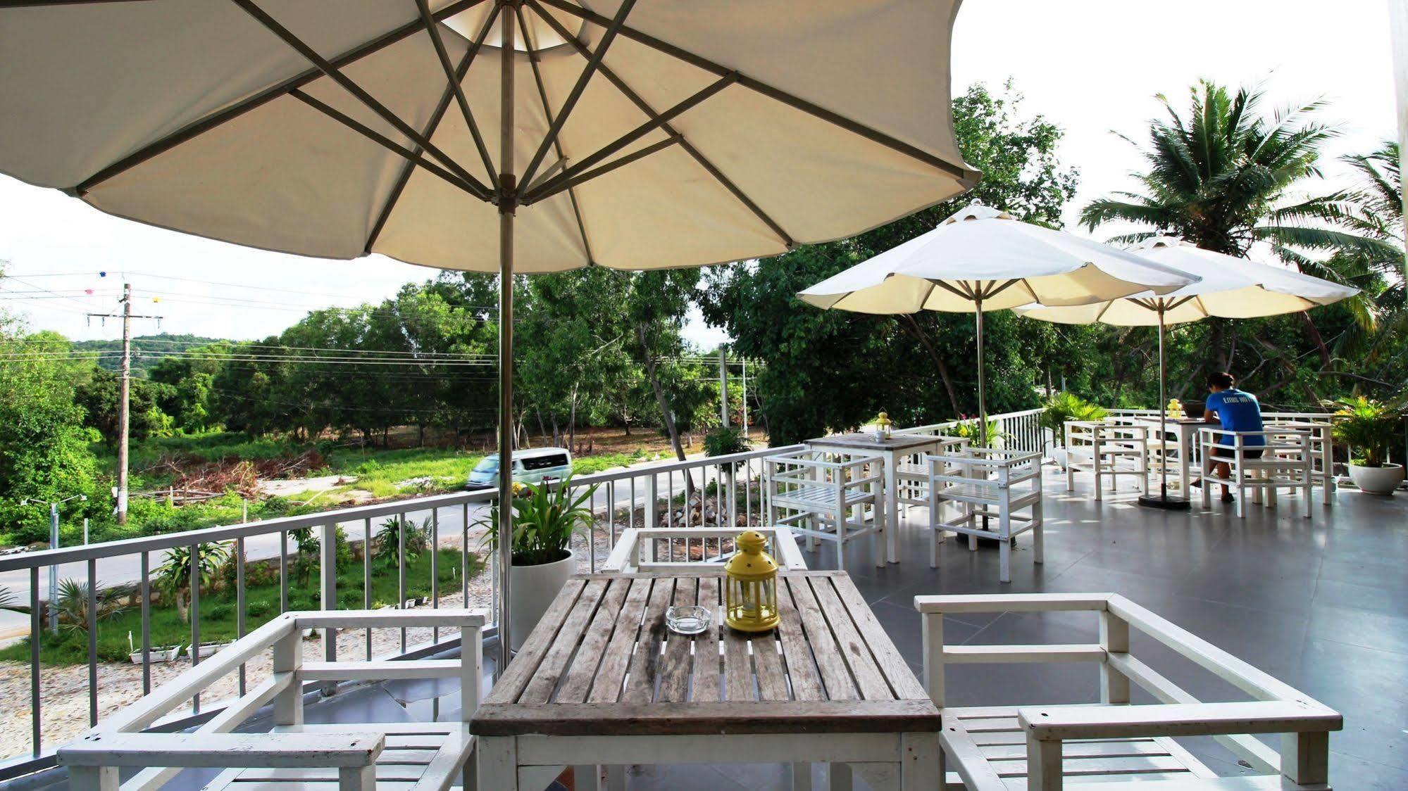 Emis Hotel Phu Quoc Exterior foto